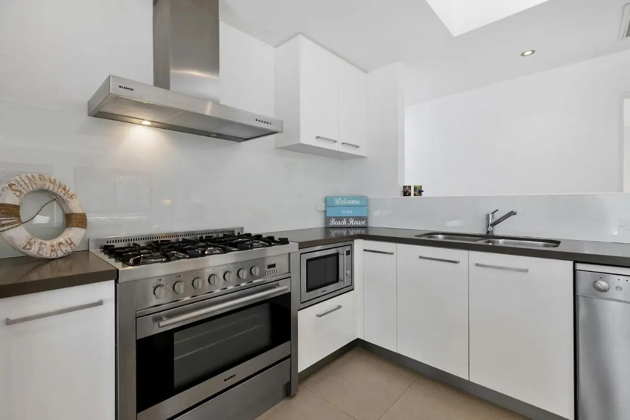 Holiday home Seaview Tce Picture Perfect In Northern Sunshine Beach