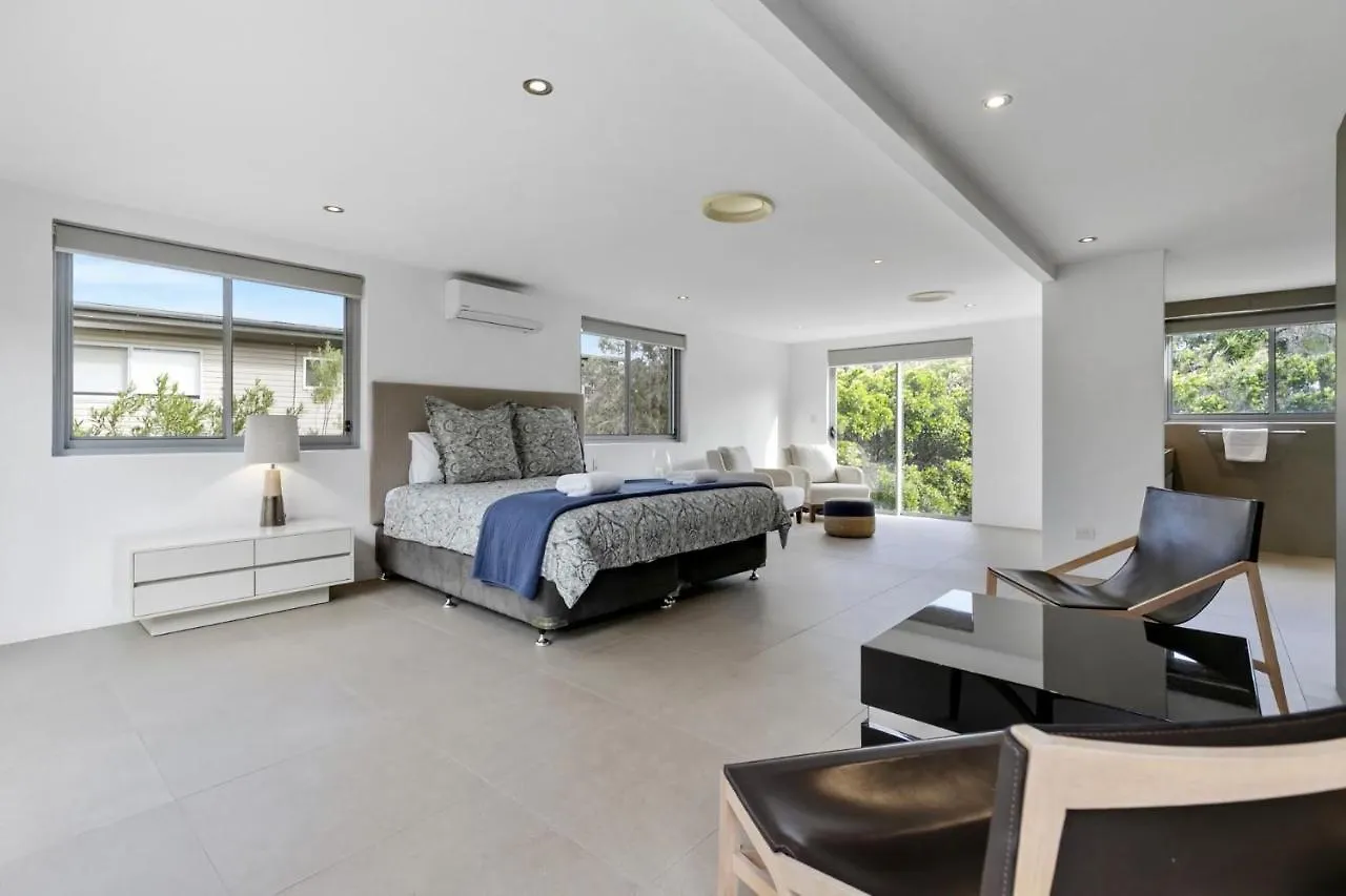 Seaview Tce Picture Perfect In Northern Sunshine Beach