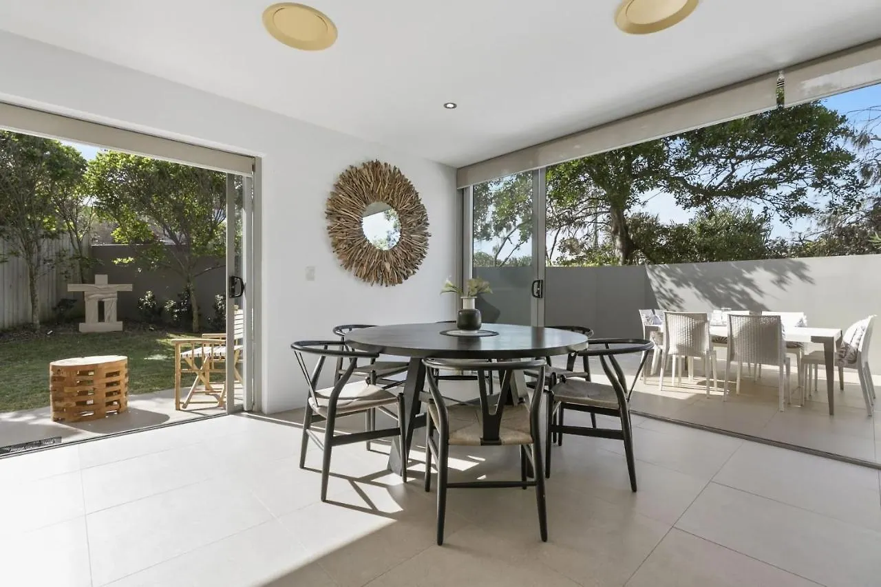 Seaview Tce Picture Perfect In Northern Sunshine Beach 0*,  Αυστραλία
